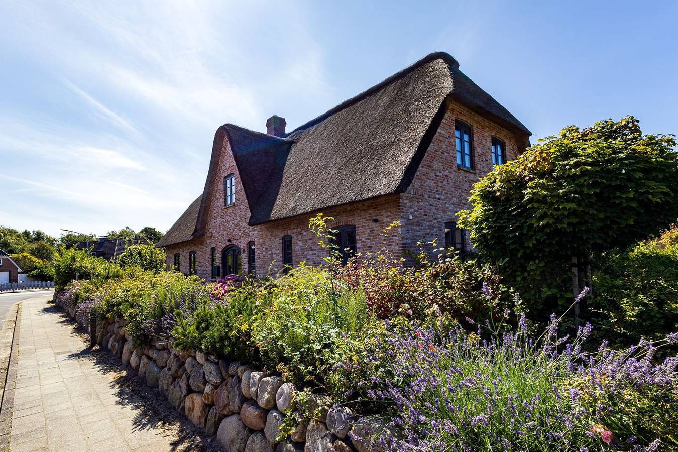 Reetdachhaus "Krabbenhuus"- Erleben Sie Luxus und Komfort für 8 Personen mit Sauna in St. Peter-Bad, St. Peter-Ording