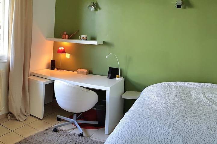 Location de vacances pour 8 personnes, avec terrasse et jardin à Gradignan - 2