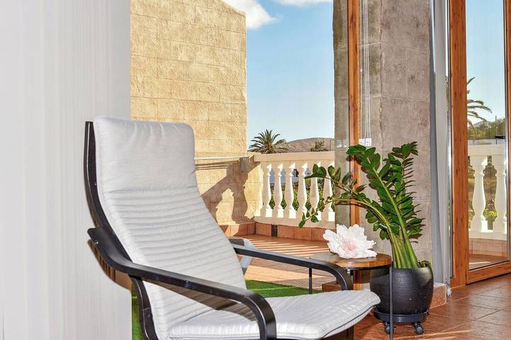 Gîte pour 4 personnes, avec Balcon ainsi que Jacuzzi et Jardin