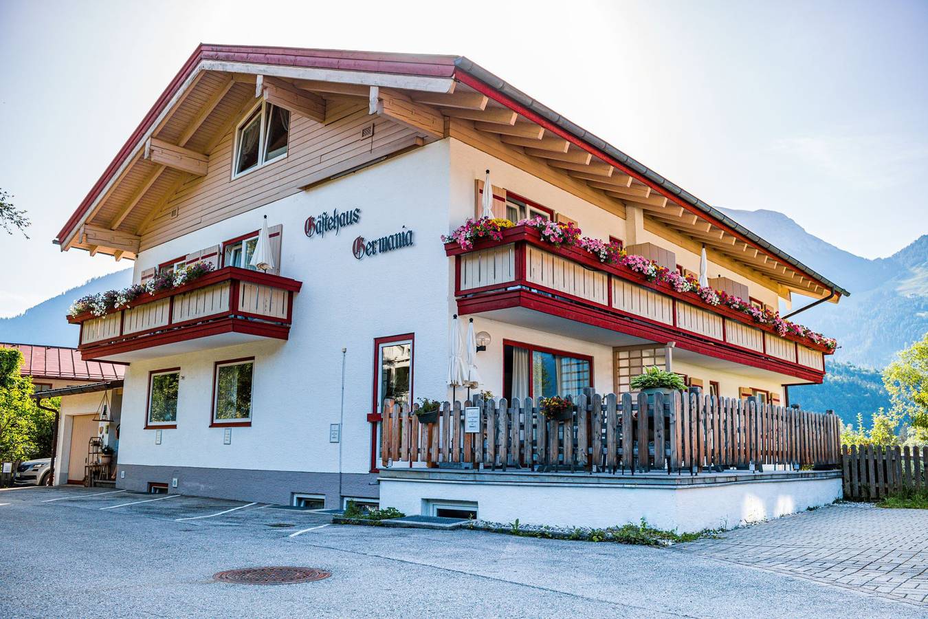 Gästehaus Germania - Doppelzimmer Nr. 1 mit Dusche/Wc in Schönau am Königssee, Berchtesgadener Alpen