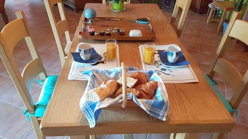 Maison d’hôte pour 2 personnes, avec piscine et jardin à La Garde-Freinet - 3