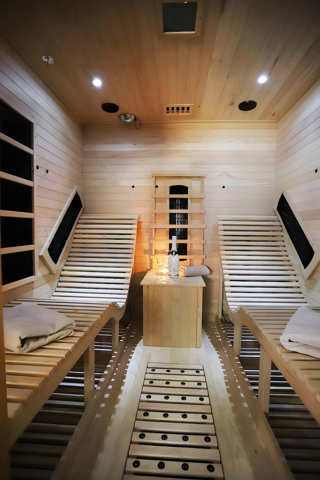 Themap Villa im Schwarzwald bis 15 Personen Sauna & Hottub & Feuerzelt & Garten Ideale Eventlocation in Lenzkirch, Südschwarzwald