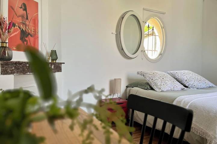 Location de vacances pour 4 personnes, avec jardin à Gond-Pontouvre - 3