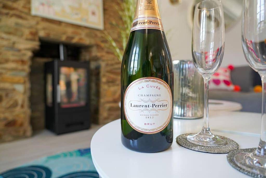 Luxury holiday cottage by the harbour in St Mawes in St Mawes, Cornwall