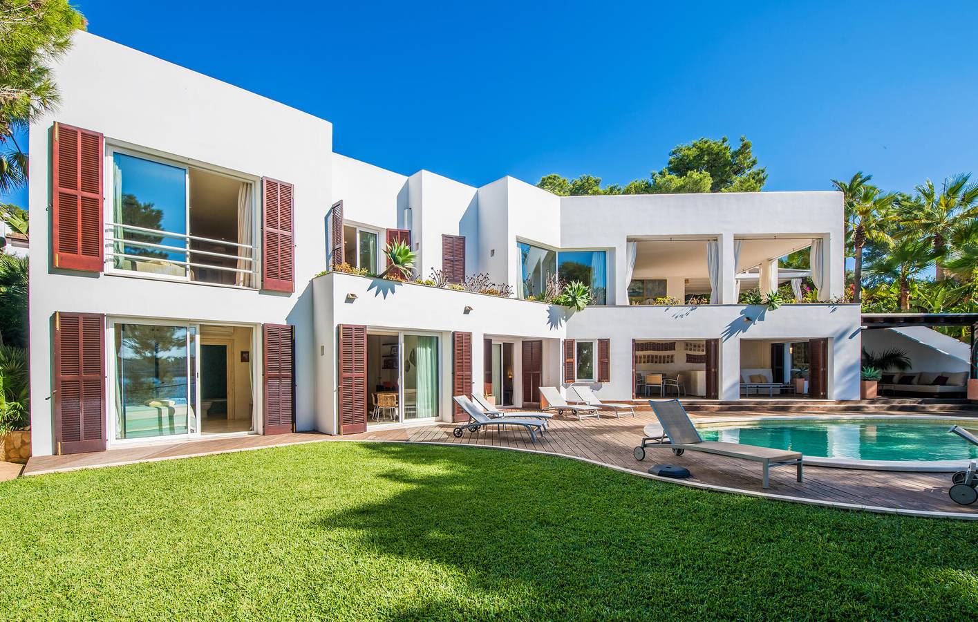 Apartment mit Meerblick, Pool und Terrasse, 2,5 km zum Strand in Portopetro, Santanyí