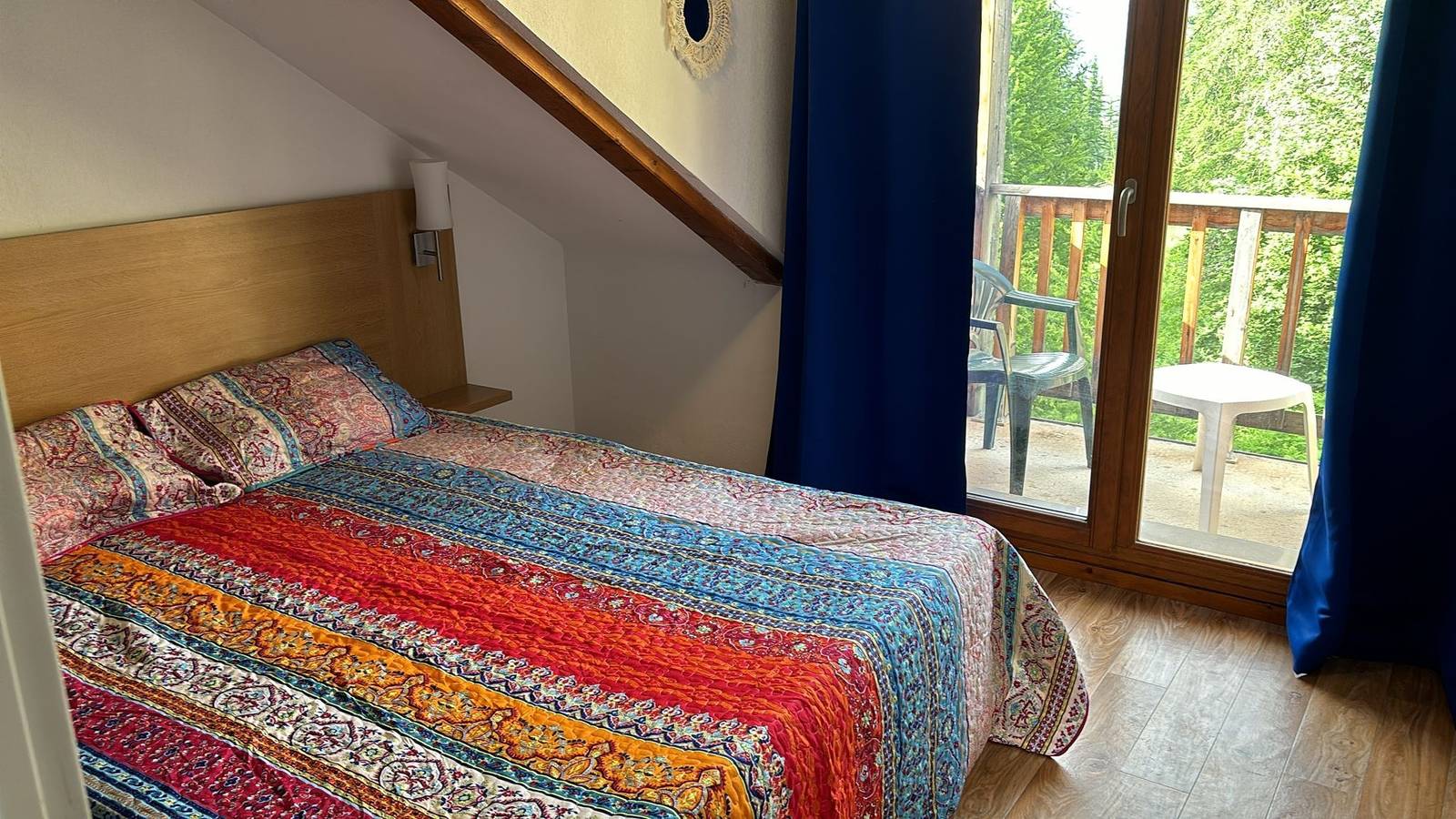 Ganze Wohnung, L'Oural - Au pied des pistes avec piscine, jacuzzi in Les Orres, Nationalpark Écrins