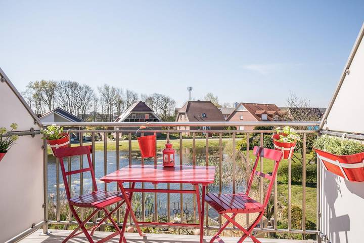Ganze Wohnung, Haus am Teich Whg. Relax! Traumhafte Fewo, direkt am Teich. in Büsum, Kreis Dithmarschen