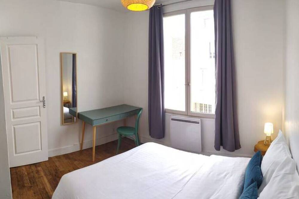 Entire apartment, Pleasant T2 full Arpajon city center in Arpajon, Essonne