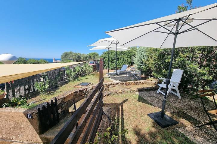 Villa für 6 Personen, mit Balkon und Pool sowie Garten, mit Haustier - 1