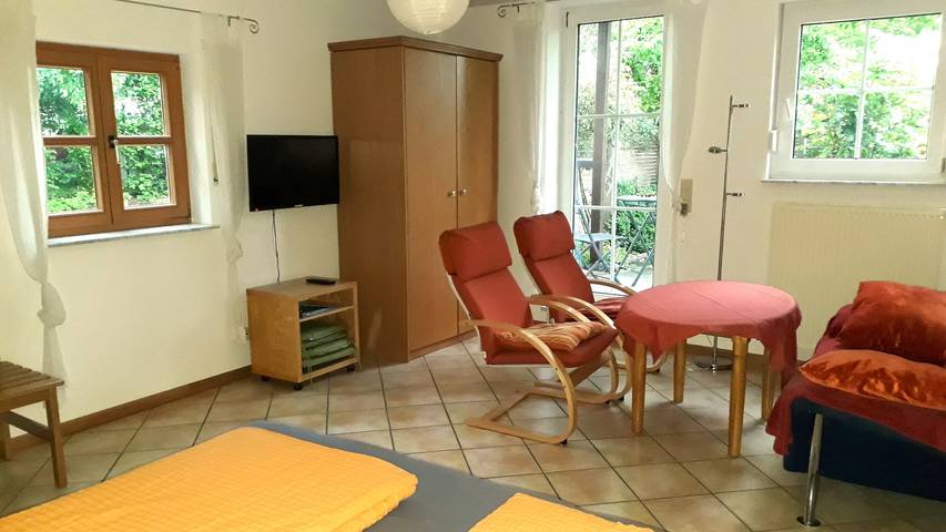 Ganze Ferienwohnung, Ferienwohnung Petra Utz - Ferienwohnung 1, 55 qm, 1-4 Personen in Ihringen - Wasenweiler, Ihringen am Kaiserstuhl