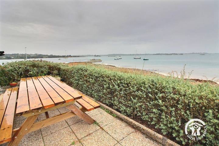 Gîte pour 7 personnes, avec terrasse, animaux acceptés à Pleubian - 3