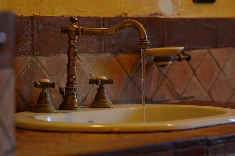 Carabollace Estate - Mistral in Sciacca, Agrigento Province