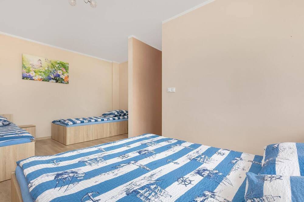 Ganze Wohnung, Komfortable 2-stöckige Apartments in Strandnähe in Niechorze, Powiat gryficki