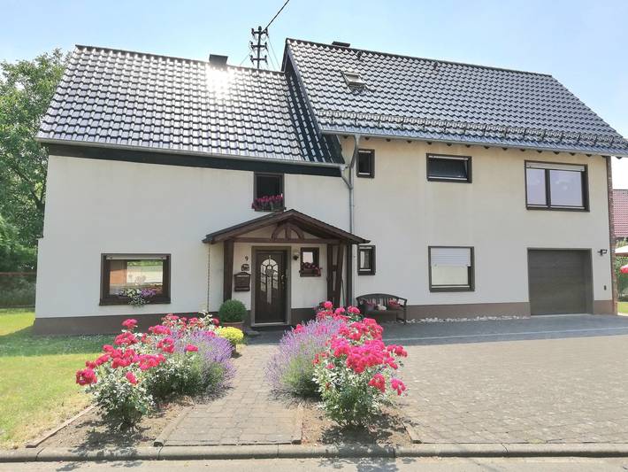Ferienwohnung für 4 Personen, mit Terrasse und Garten