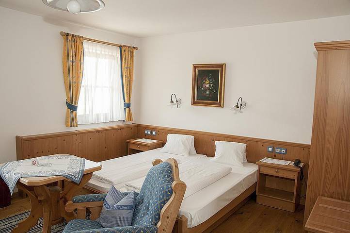 Rom for 2 personer, med hage og terrasse i Salzburg
