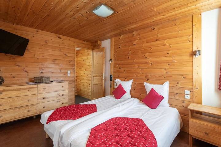 Hôtel pour 2 personnes, avec jardin et terrasse, animaux acceptés à Girmont-Val-d'Ajol - 2