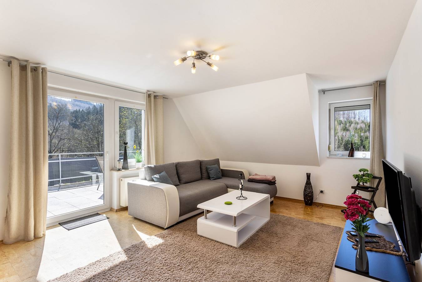 Appartement entier, Appartement 'Raus Aufs Land' avec balcon et Wi-Fi in Schmallenberg, Arrondissement du Haut-Sauerland