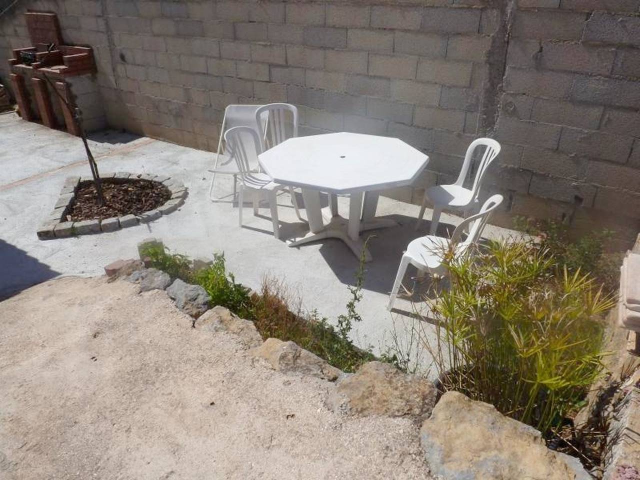 Studio entier, Studio charmant à Pierrefeu-du-Var, 20 m², piscine partagée in Pierrefeu-du-Var, Région de Toulon