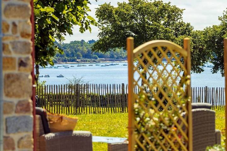 Location de vacances pour 9 personnes, avec Jardin à Arradon