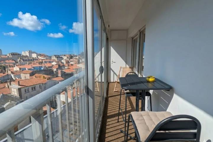 Gîte pour 2 personnes, avec balcon, adapté aux familles dans Port Olona - 3