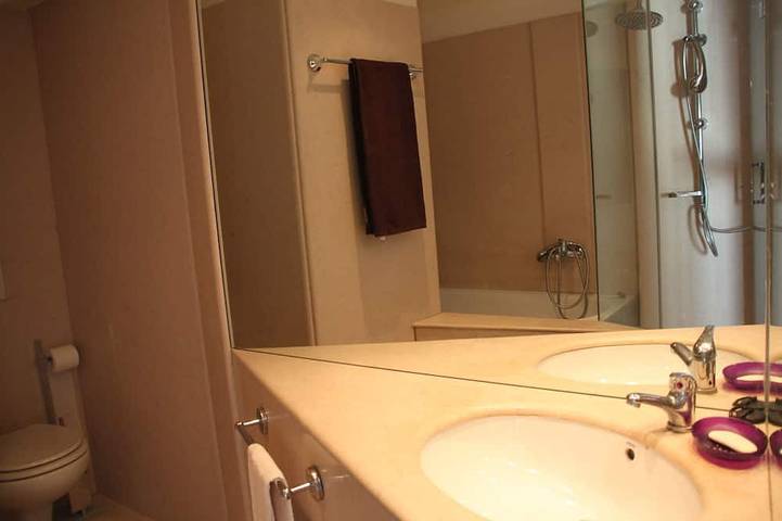 Ganze Wohnung, 1st Line Apartment 3 Schlafzimmer + 2 Badezimmer in Praia da Rocha, Portimão
