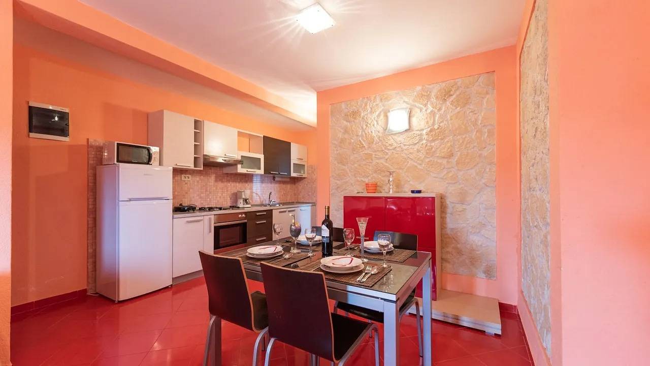 Cały apartament wypoczynkowy, Ferienwohnung für 4 Personen (60 m²) in Vinišće in Vinisce, Żupania splicko-dalmatyńska