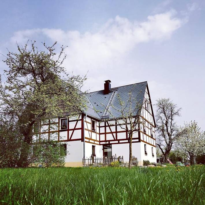 Ferienwohnung für 4 Personen, mit Terrasse und Garten sowie Sauna