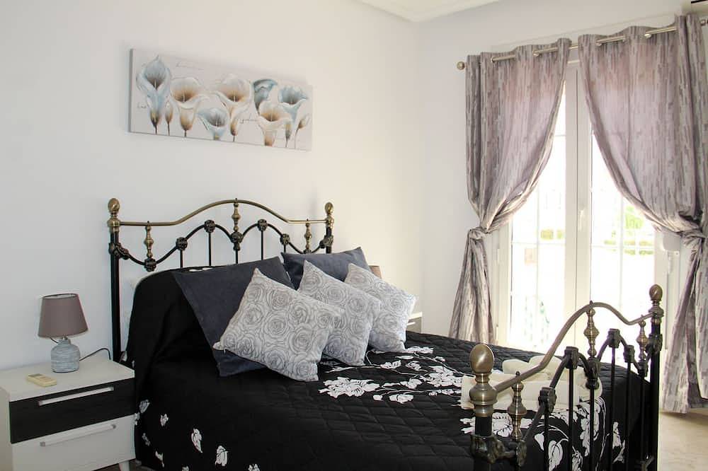 Apartamento entero, Luxury 2 Bed 2 Bath Private Solarium Apt Las Violetas, Villamartin in Villamartín (Orihuela), Orihuela