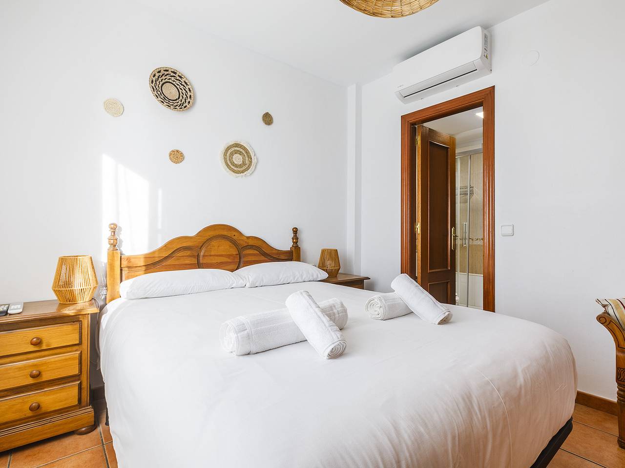 Apartamento entero, Apartamento en Torre del Mar con terraza, para 4 personas in Playa de Torre del Mar, Torre del Mar