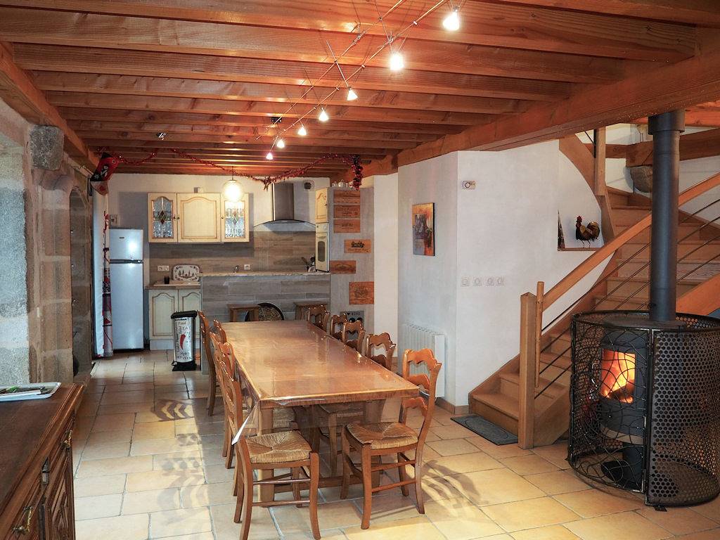 Gîte d'Epizol au Pays de Saint-Bonnet-le-Château in Saint-Nizier-de-Fornas, Montbrison