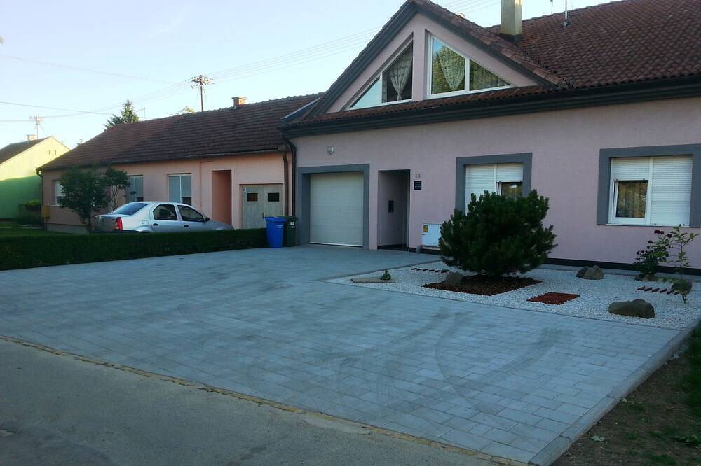 Ganze Wohnung, Studio Appartement mit Klima Osijek, Slavonija in Osijek, Osijek-Baranja