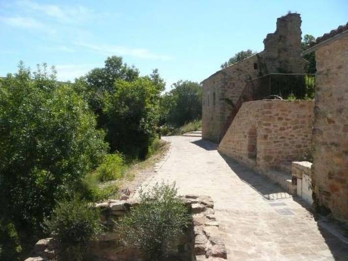 Gîte pour 4 personnes, avec terrasse à Dio-et-Valquières - 2