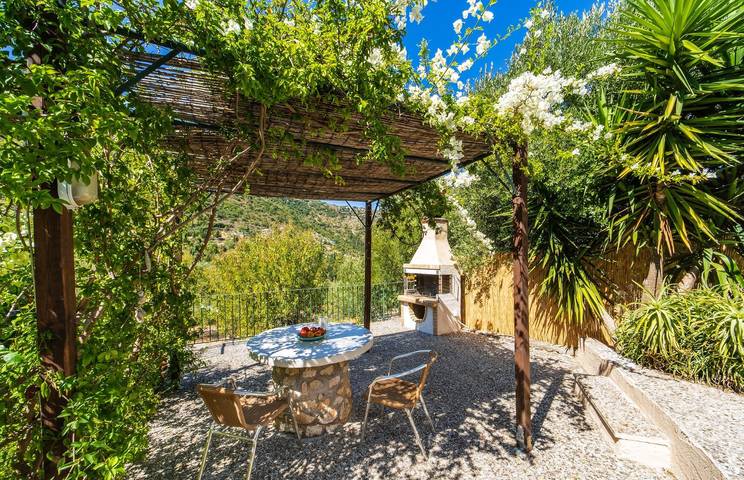 Villa pour 2 personnes, avec jardin ainsi que terrasse et piscine à Ithaque - 2