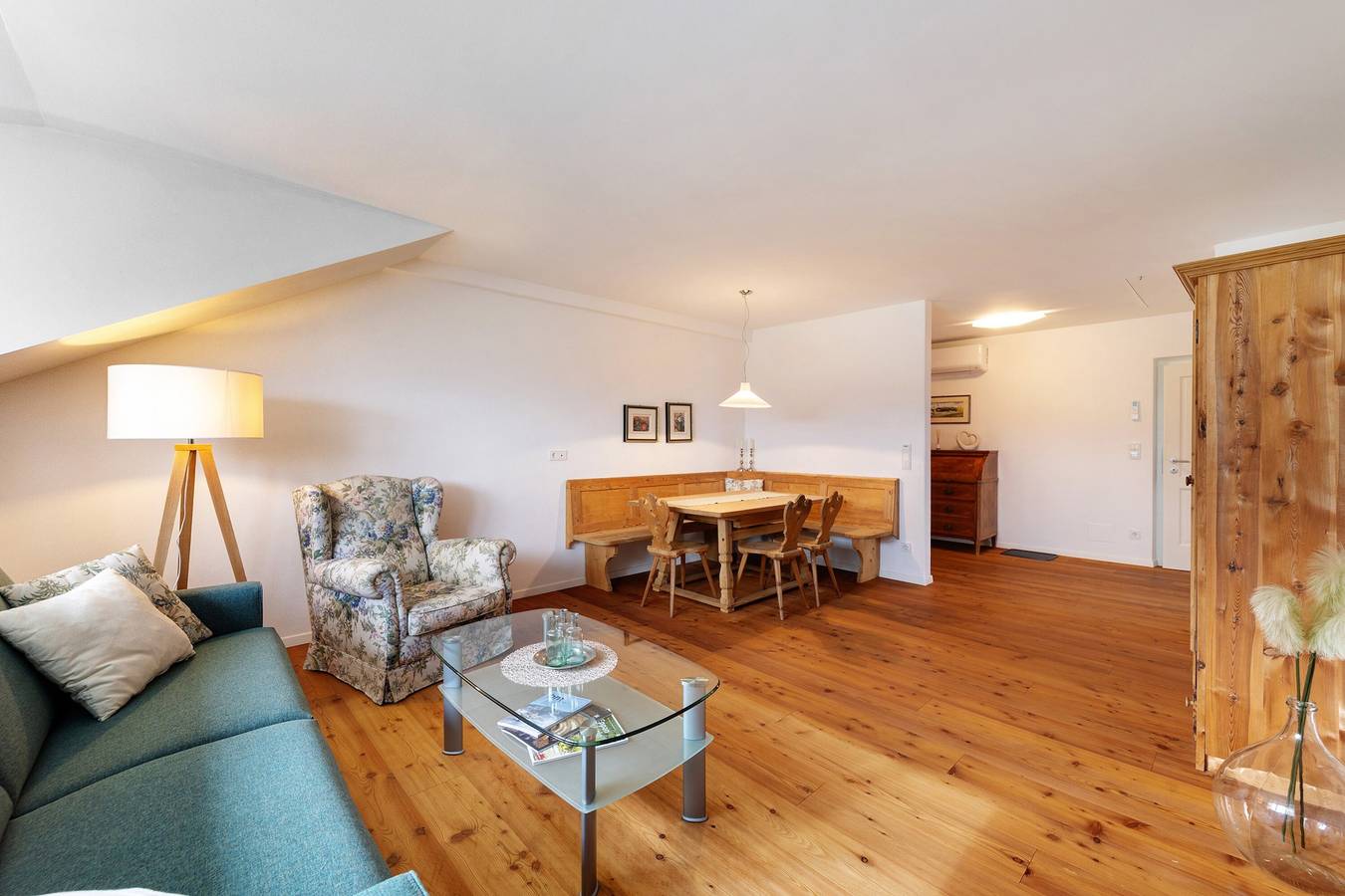 Ganze Wohnung, Ferienwohnung 'Weingut Zail' mit Bergblick, Wlan und Klimaanlage in Missian, Eppan an der Weinstraße