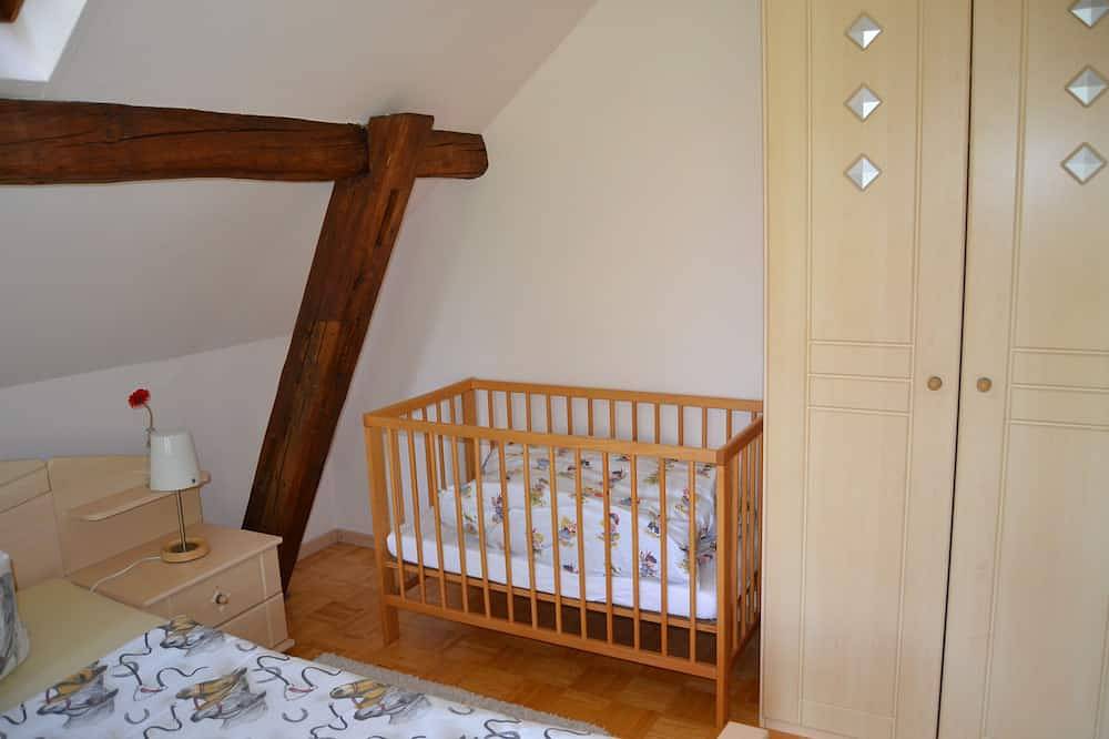 Ganze Wohnung, Landhausstil, 80 m², Sonnenterrasse, Spielwiese, 2 Schlafzimmer, bis 5 Personen in Oederan, Chemnitz und Umgebung