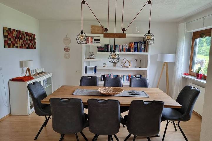 Ferienhaus für 10 Personen, mit Garten und Sauna