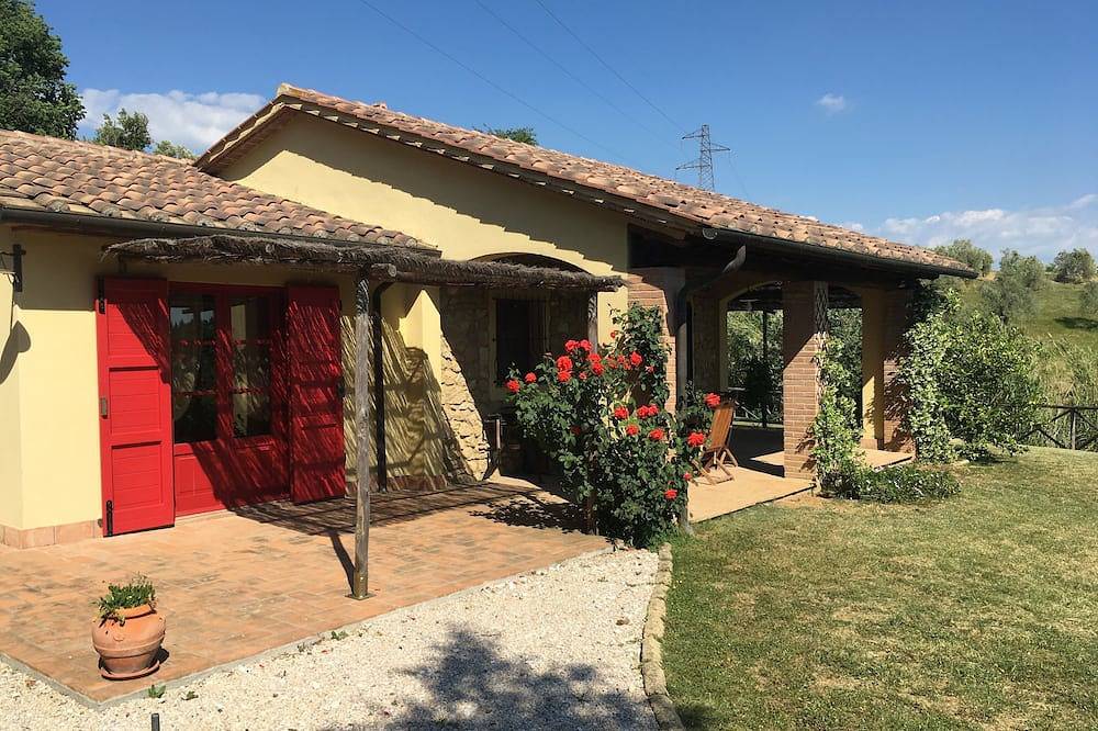 Romantisches Traumhaus mit Meerblick in Einzellage für 4 Personen mit Privatpool in Riparbella, Etruskische Küste