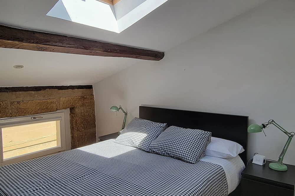Entire apartment, Buhardilla Céntrica Para Parejas in Haro, Rioja