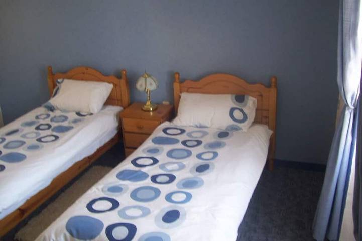 Location de vacances pour 9 personnes, avec terrasse et jardin, animaux acceptés à Clussais-la-Pommeraie - 4