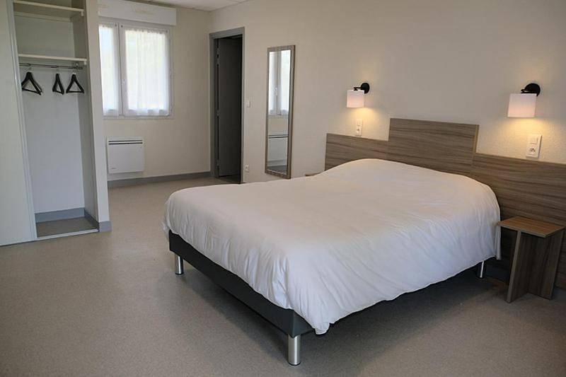 Double Room in Courpière, Parc Naturel Régional Livradois-Forez