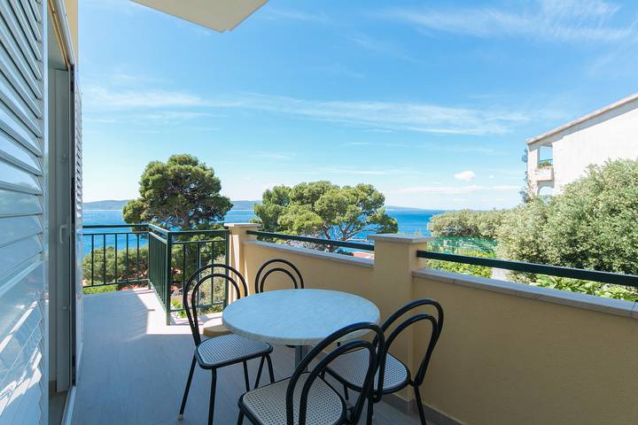 Ferienwohnung für 4 Personen, mit Balkon/Terrasse in Brela