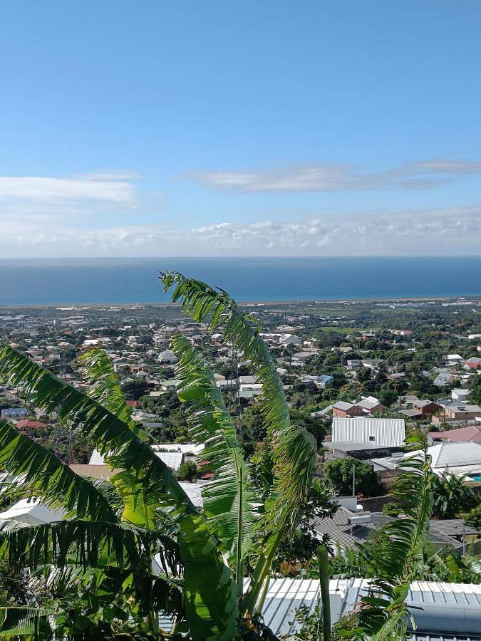 Location de vacances pour 4 personnes, avec terrasse ainsi que vue et jardin dans La Bretagne - 3