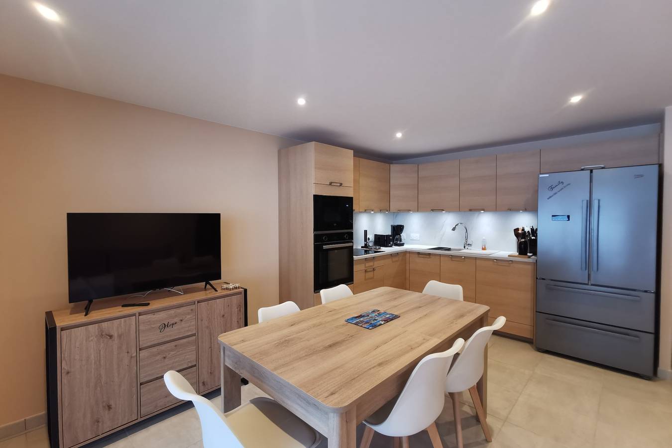 Geheel vakantieappartement, Vakantieappartement voor 7 personen met sauna in La Féclaz, Les Déserts