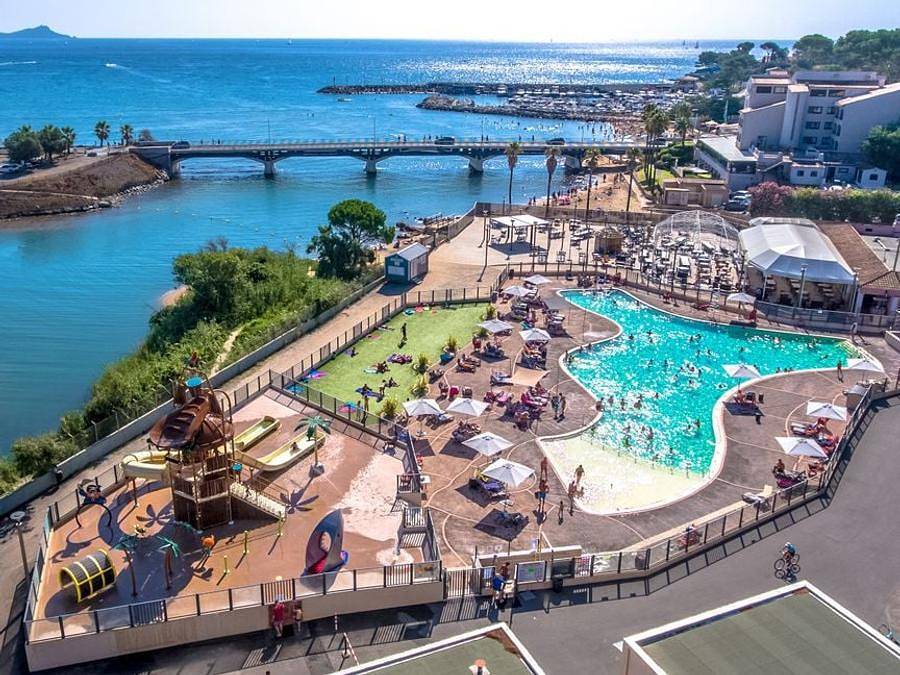 Camping De Saint Aygulf Plage - Mobilheim 6 personen - Mobilheim Homair Vacances auf dem Campingplatz St Aygulf-Plage Comfort | 3 Zi. | 6 Pers. | Einfache Terrasse | Klim. in Saint-Aygulf, Frejus
