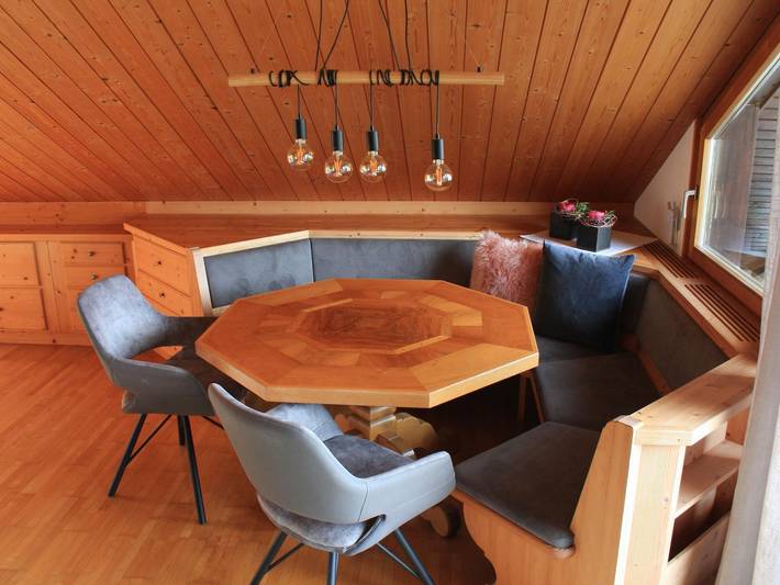Ferienwohnung für 8 Personen, mit Balkon und Terrasse sowie Garten in Bezau - 2