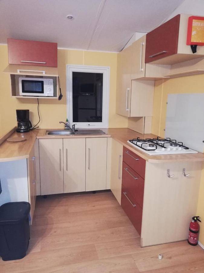 Appartement entier, Mobil home la Salamandre in Vaour, Région d'Albi
