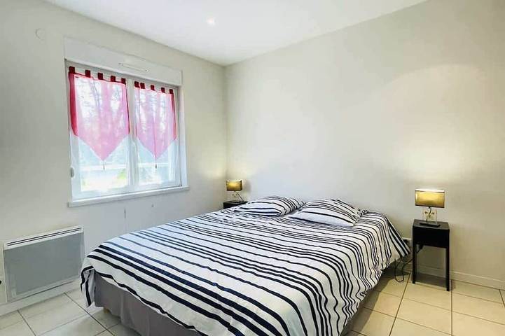 Gîte pour 4 personnes, avec jardin dans Bains-les-Bains - 2