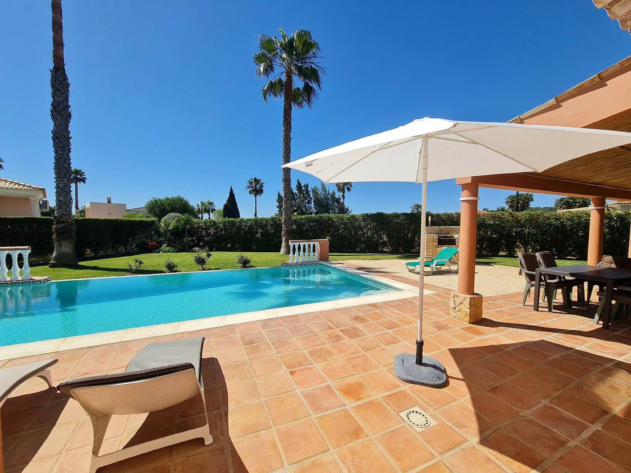 Ferienvilla mit Pool, Garten und Kinderspielplatz in Lagos, Faro Distrikt