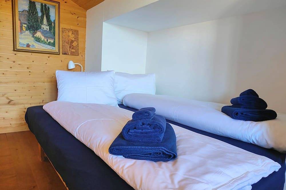 Ganzes Chalet in Aeschi 15min nach Interlaken in Aeschi bei Spiez, Thunersee