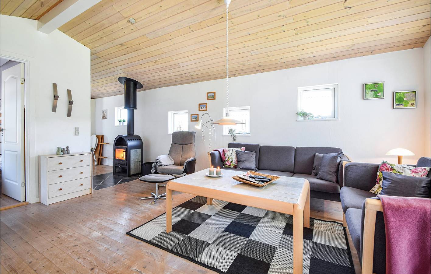 Vacation house for 6 people with yard in Bjert, Little Belt